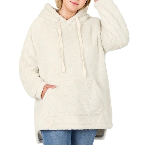 Zenana Outfitters Tops - Zenana Outfitters white/cream soft fleece pullover